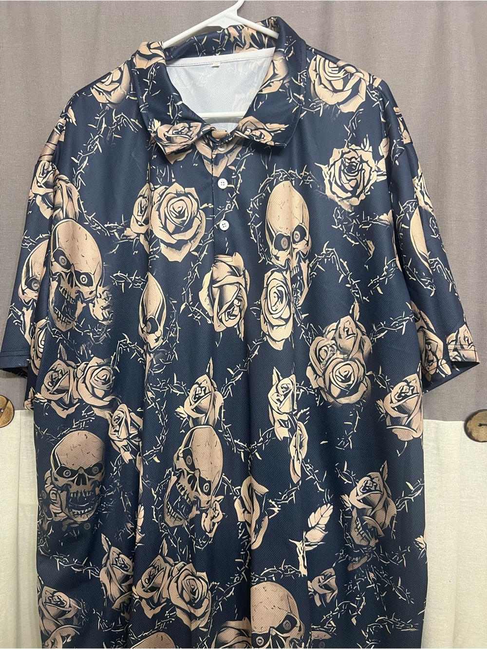 Tattoo Golf 4X roses and skulls men’s polo style short sleeve shirt